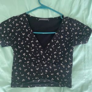 Brandy melville crop top